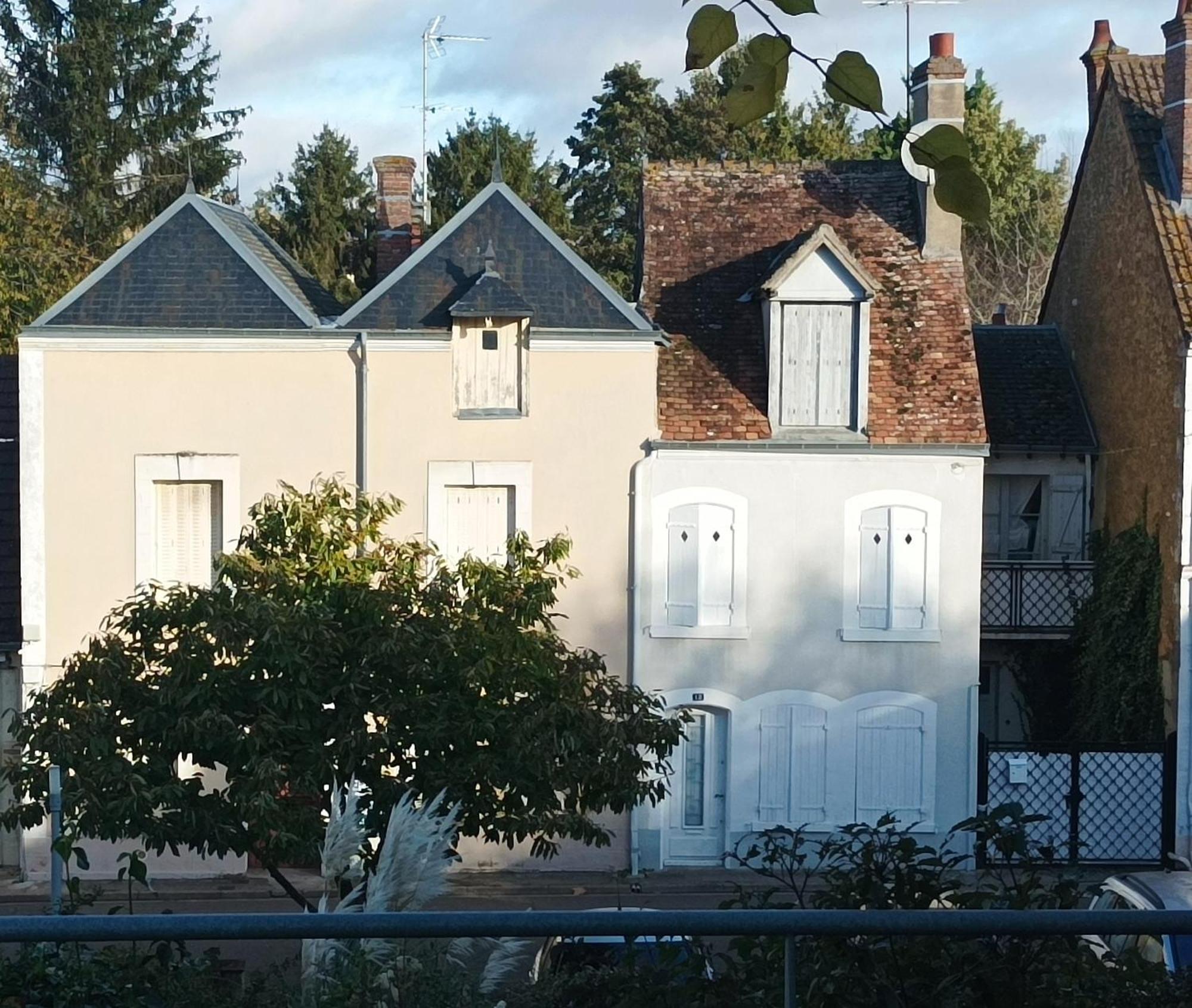 La Maison Au Bord De L'Eau Gracay 외부 사진